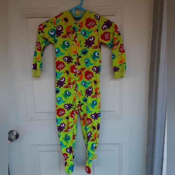 Joe Boxer One Piece Sleeper - Picture 1 of 4